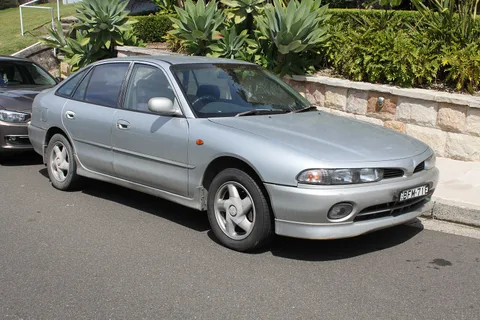 Mitsubishi Galant (7th generation) — 8