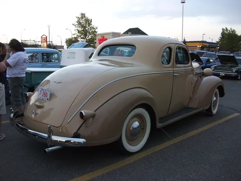 Dodge Series D5 — 5