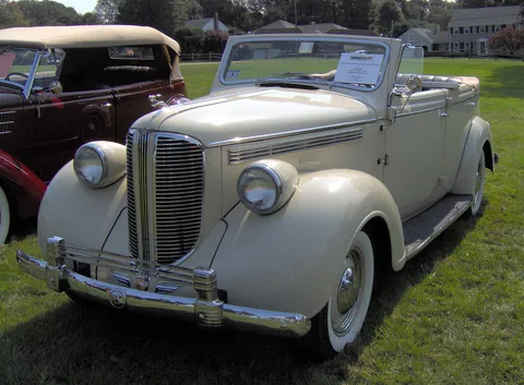Dodge Series D8