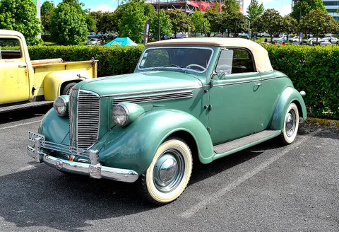 Dodge Series D8 — 2