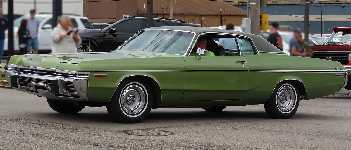 Dodge Monaco