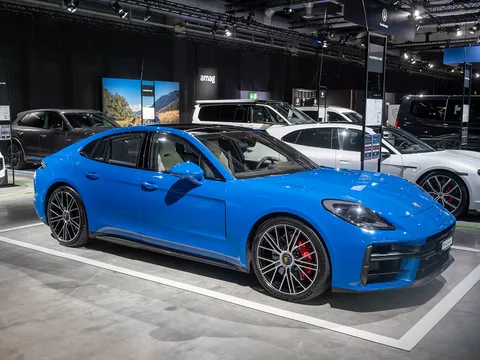 Porsche 972 Panamera — 3