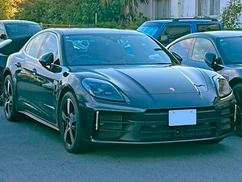 Porsche 972 Panamera — 5