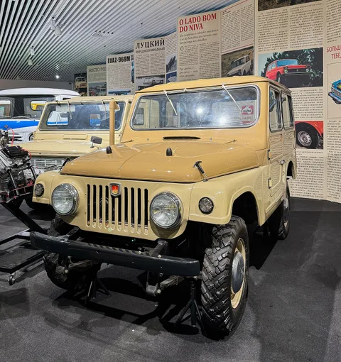 Moskvich-416