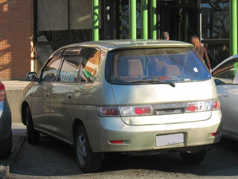 Toyota Gaia — 6