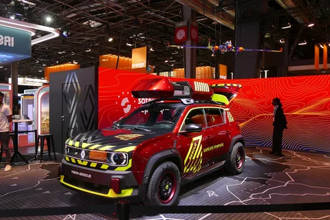 Renault 4 E-Tech Electric — 3