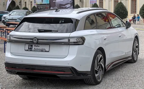 Volkswagen ID.7 Tourer — 8