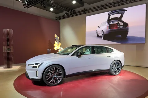 Volvo ES90 — 6