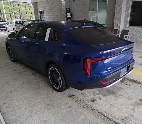 Kia K4 (2024) — 8
