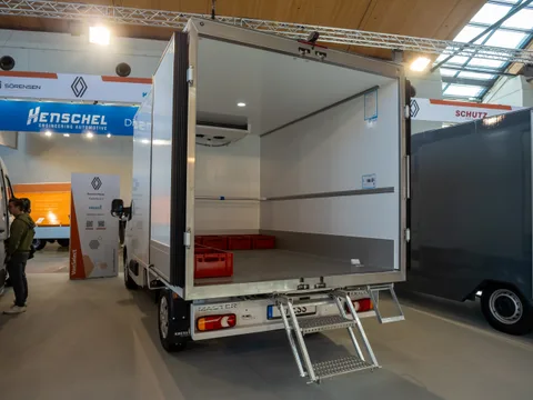 Renault Master IV — 2