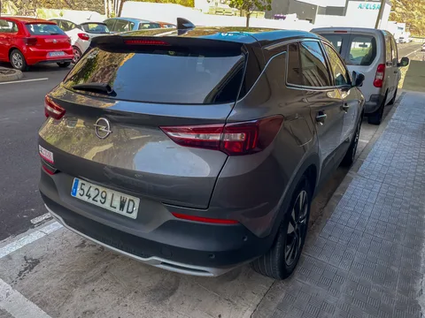 Opel Grandland A — 8