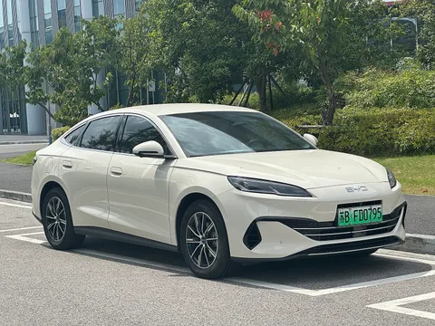 BYD Seal 06