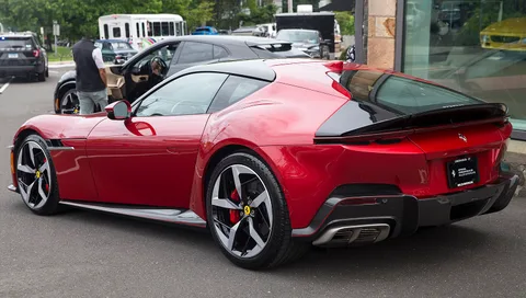 Ferrari 12Cilindri — 4