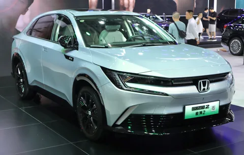 Honda e:NP2