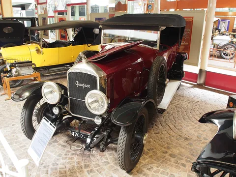 Peugeot Type 156 — 2