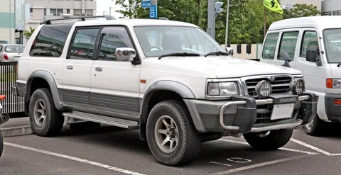 Mazda Proceed Marvie — 3
