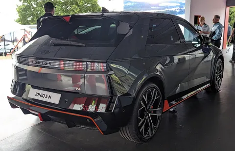 Hyundai Ioniq 5 N — 8