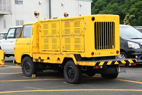 Nissan Caball — 4