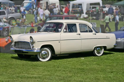 Ford Consul