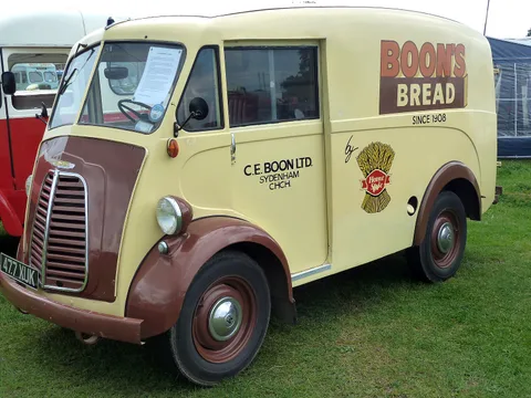 Morris Commercial J-type — 8