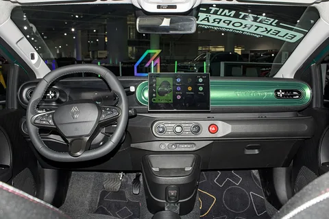 Renault Twingo E-Tech — 3