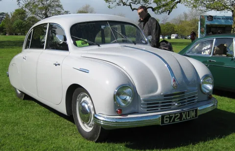 Tatra 600