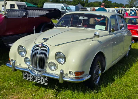 Jaguar S-Type — 5
