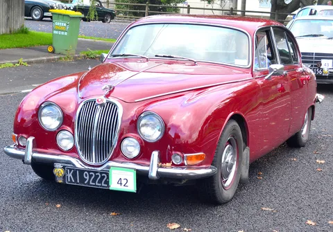 Jaguar S-Type — 7