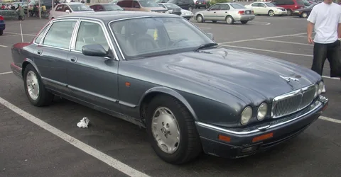 Jaguar XJ (X300) — 2