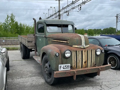Ford Six and Eight — 6