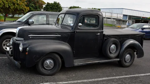 Ford Six and Eight — 8