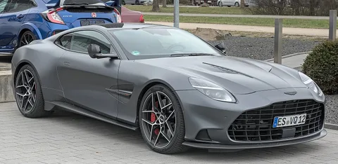 Aston Martin Vanquish (2024)