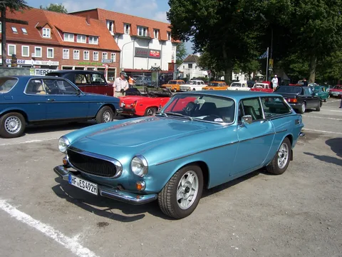 Volvo P1800 ES — 4