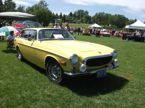 Volvo P1800 ES — 7