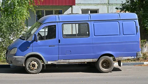 GAZ-2705 — 8
