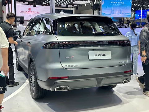 Chery Tiggo 8L — 2