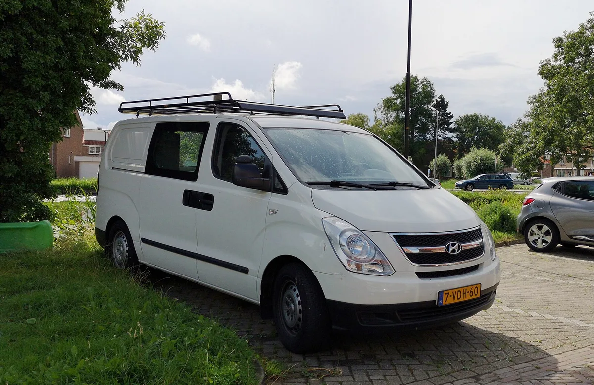 Hyundai H300