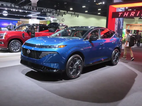 Nissan Murano (Z53) — 7