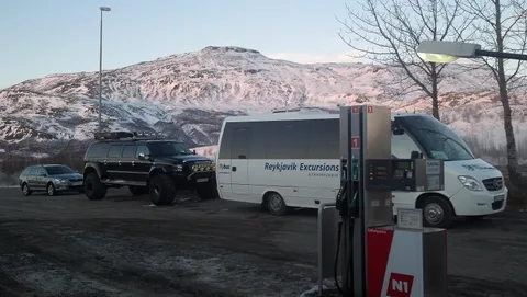 Ford Excursion — 7