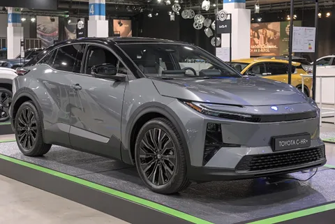 Toyota C-HR+ — 4