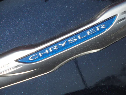 Chrysler 300 — 8