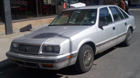 Chrysler LeBaron GTS — 5