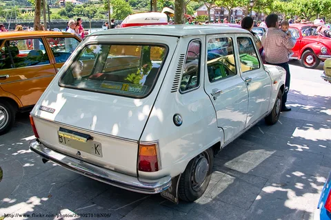 Renault 6 — 4