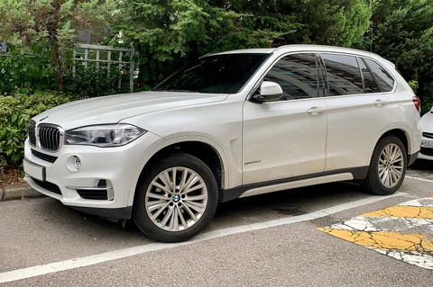 BMW F15 — 3