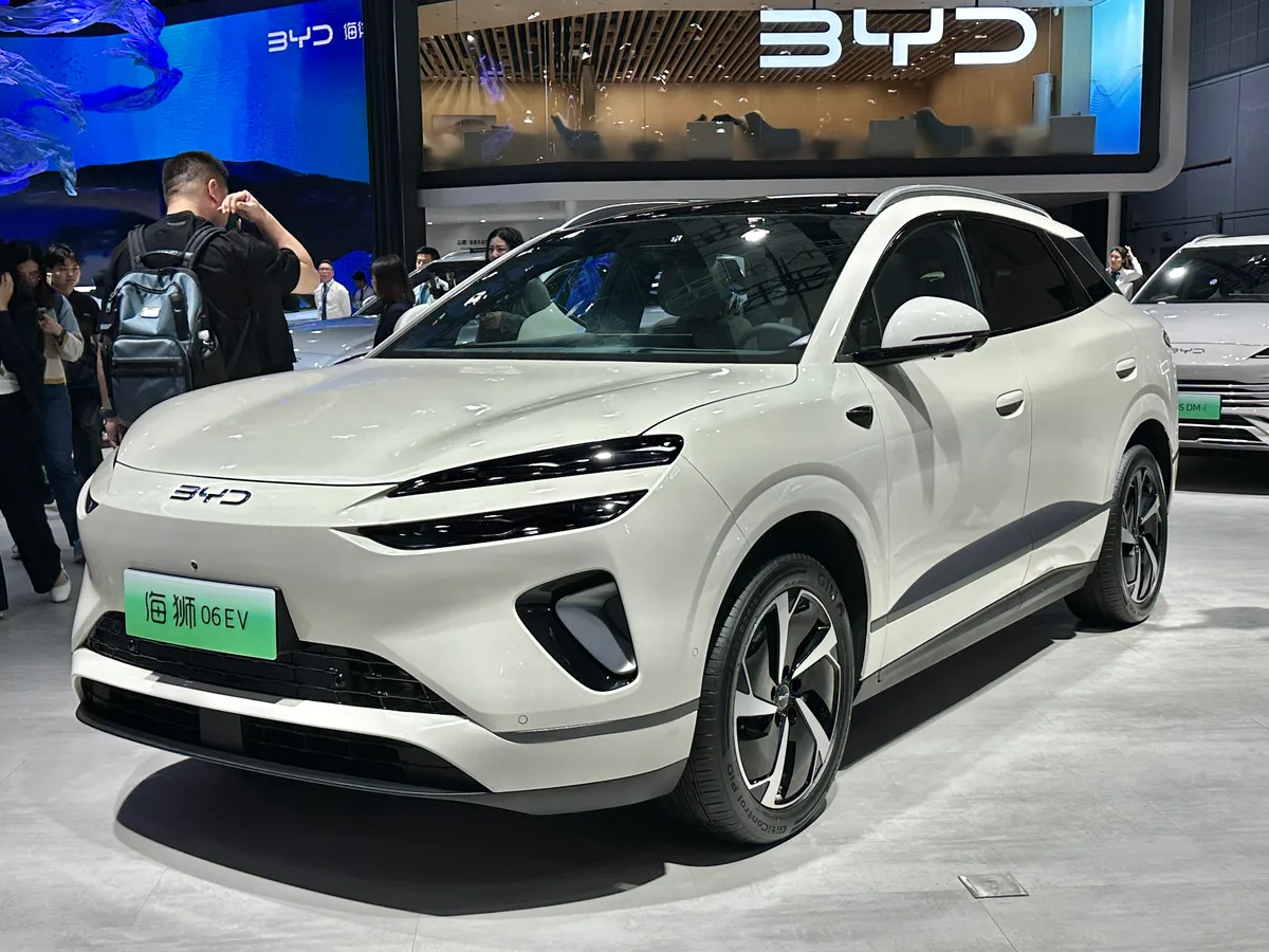 BYD Sealion 06