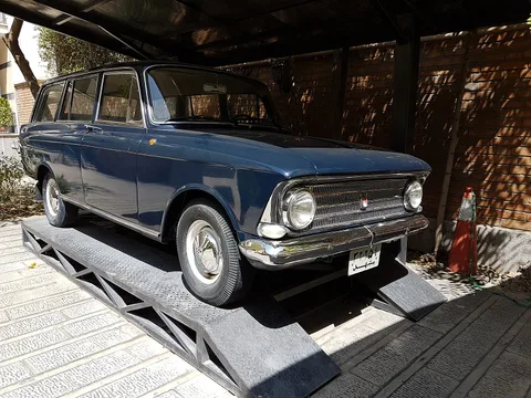 Moskvich 426 — 2