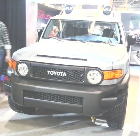 Toyota FJ Cruiser — 3