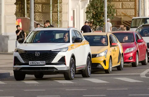 Changan CM8 — 4