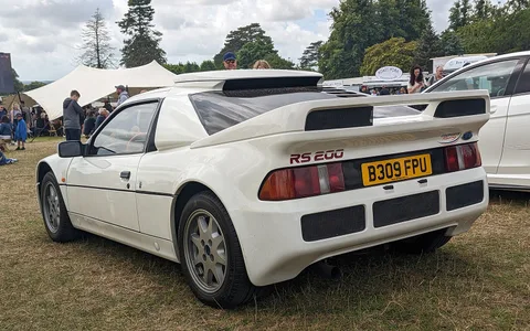 Ford RS200 — 4