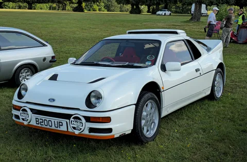 Ford RS200 — 6